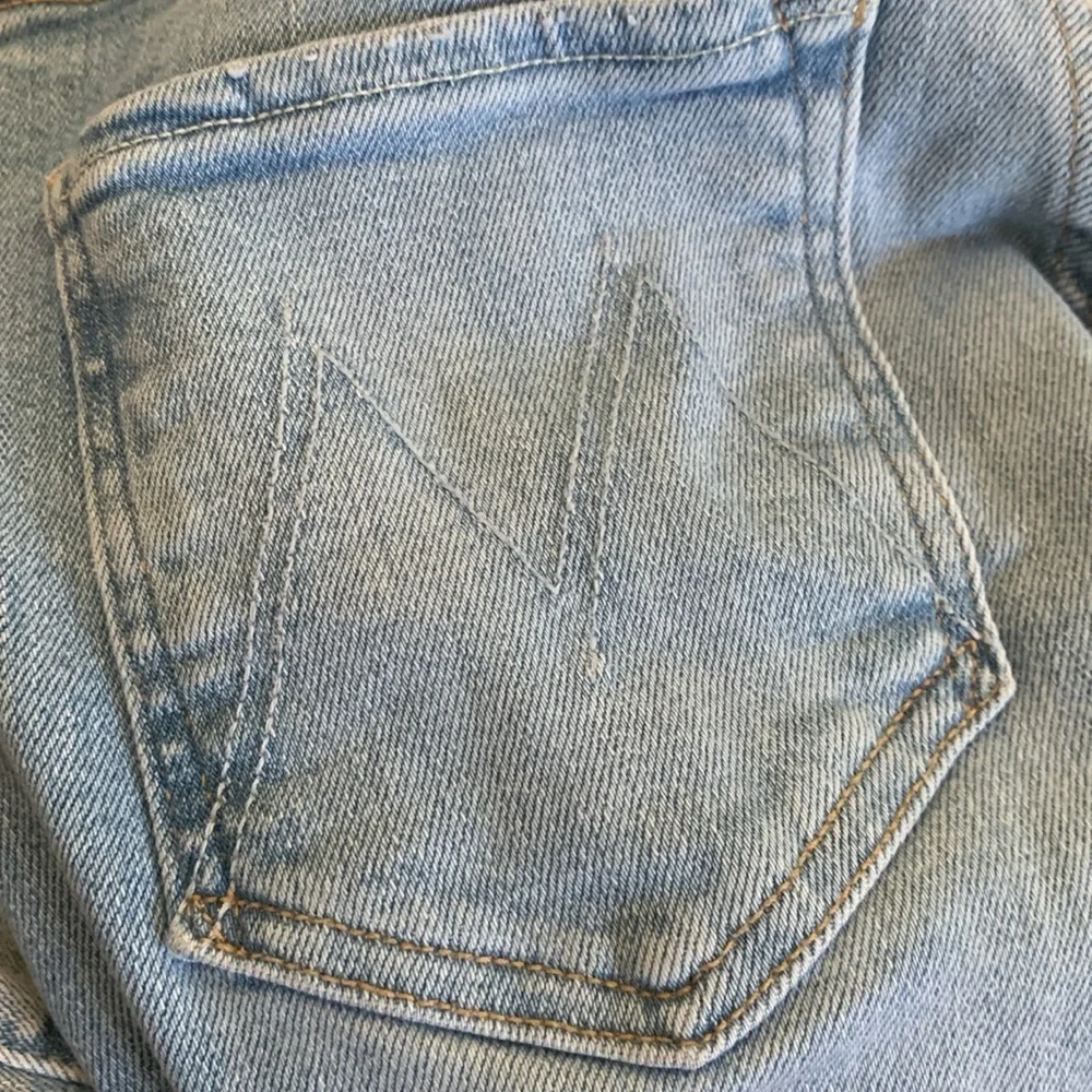 MOTHER The Tripper Flood Fray jeans SIZE‎ 25 light buttons fly limited edition